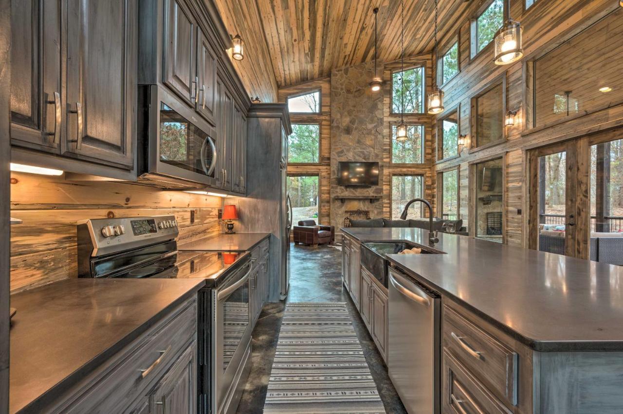 Luxury Cabin In The Woods With Hot Tub And Yard Games! Брокен-Боу Экстерьер фото