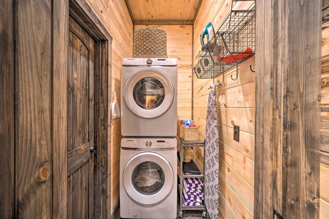 Luxury Cabin In The Woods With Hot Tub And Yard Games! Брокен-Боу Экстерьер фото