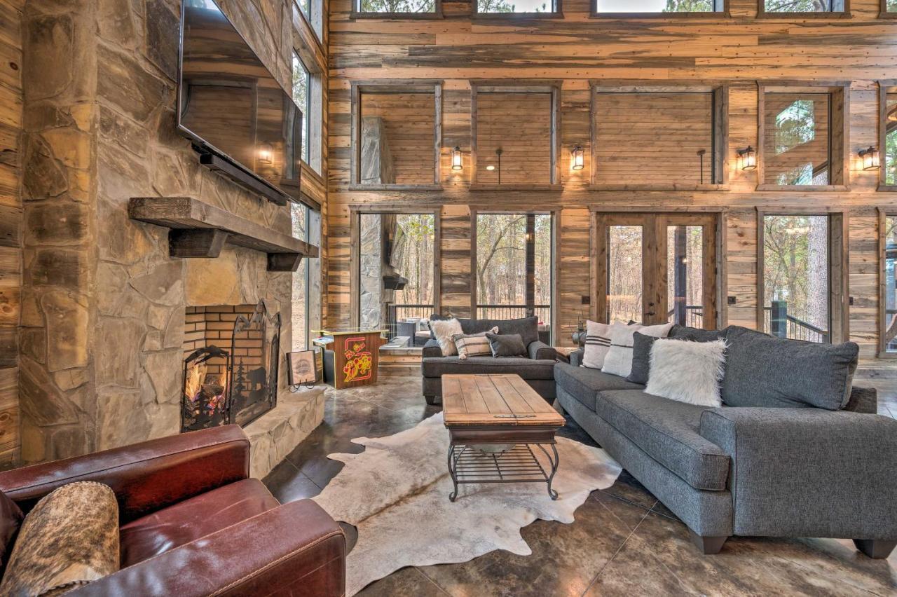 Luxury Cabin In The Woods With Hot Tub And Yard Games! Брокен-Боу Экстерьер фото
